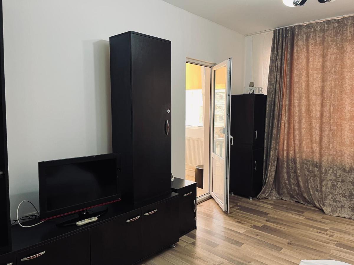 Apartament De Lux كوستِنيست المظهر الخارجي الصورة