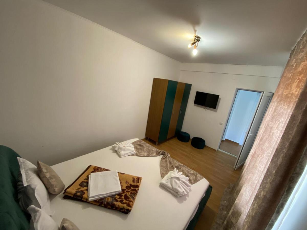 Apartament De Lux كوستِنيست المظهر الخارجي الصورة
